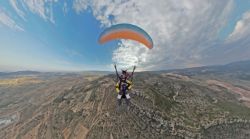 Fotografía: Volando en parapente con la cámara 360