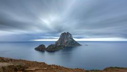 Fotografía: Es Vedrá, una mole en Ibiza