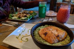 Buena cena en el peruano de San Pedro de Atacama