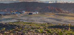 Más gente que en una boda para ver el anochecer en la piedra del Coyote en Atacama