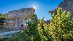 Fotografía: N buracos en los que hacerse fotos asomándose a la ventana en la ciudad encantada