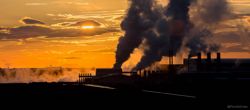 Industria aprovechando las aguas termales en Islandia