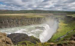 Vista superior de Gullfoss en Islandia