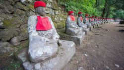 Fotografía: Estatuas de Jizo en Kanmangafuchi, Nikko