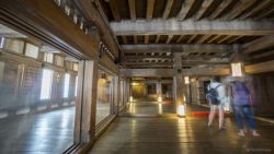 Interior de madera en el Castillo de Himeji