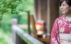 Chica Japonesa con Kimono, algo habitual en Kyoto