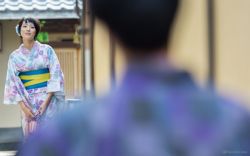 Esperando al novio en Kyoto con Kimono