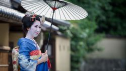 Maiko o Geisha en Kyoto