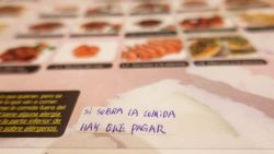 Fotografía: Si sobra comida hay que pagar, buffet libre razonable