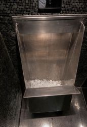 Fotografía: Una nueva experiencia, mear sobre hielo